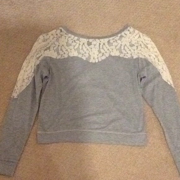 American Rag Sweater - Picture 2 of 2